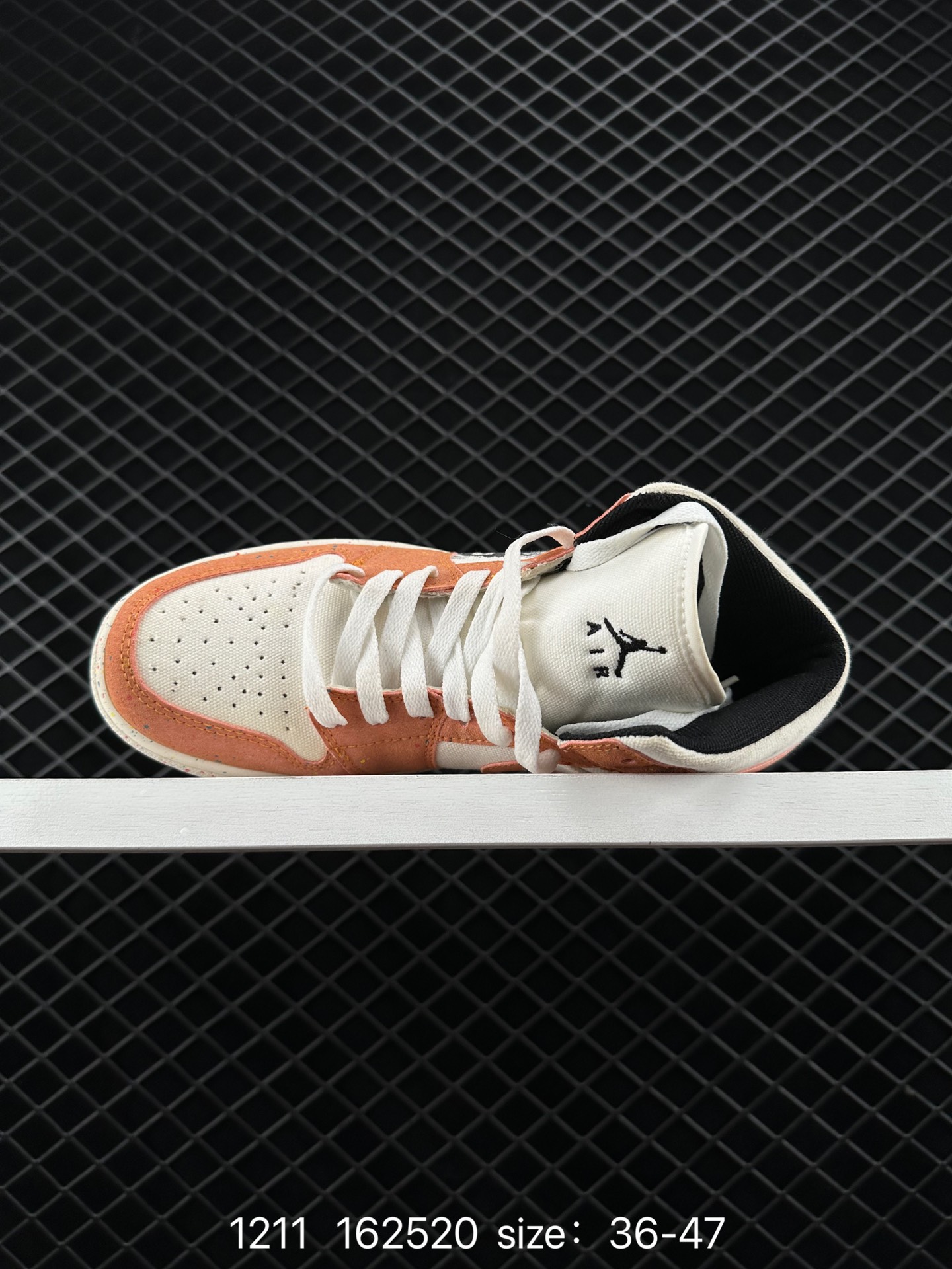 Nike Air Jordan 1 Retro High OG”Black/White“